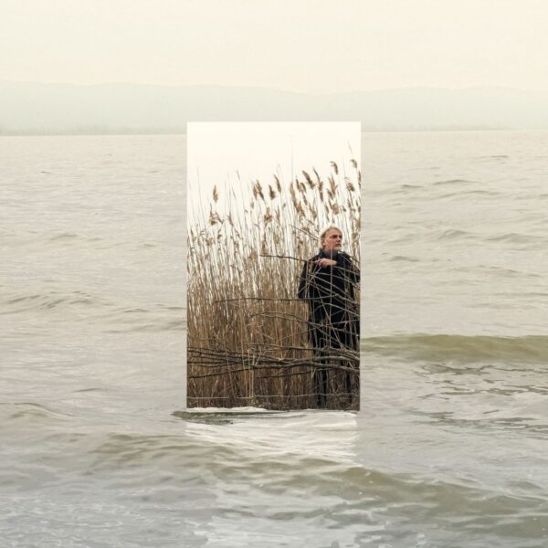 <span class="hide-the-artist">Paolo Benvegnù<br></span>E' Inutile Parlare D'amore