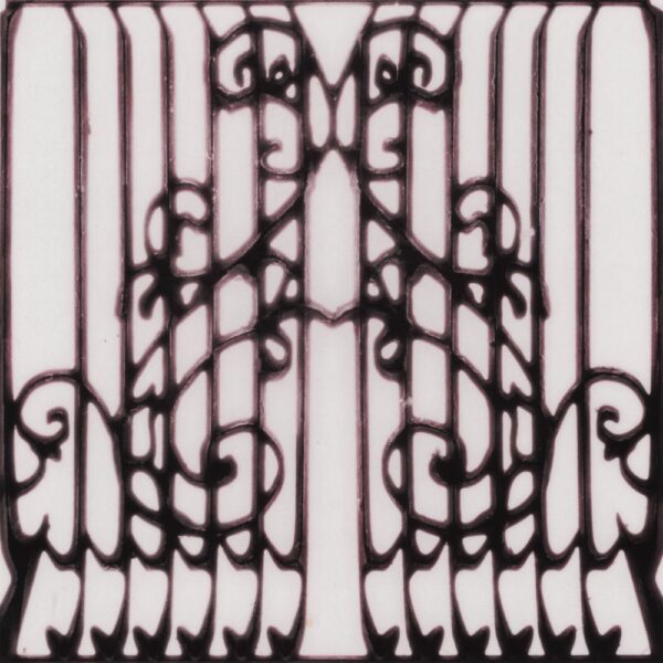 <span class="hide-the-artist">Model/Actriz<br></span>Pirouette